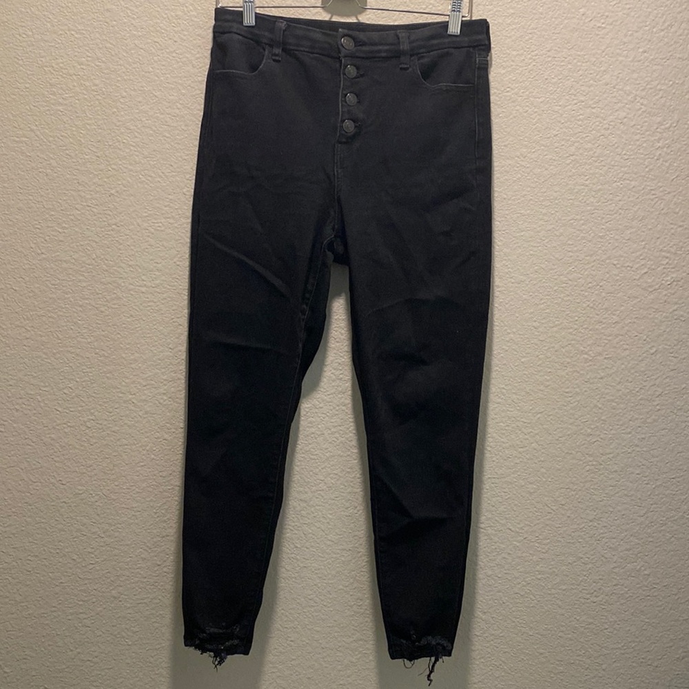 High waisted black skinny jeans from American Eagle